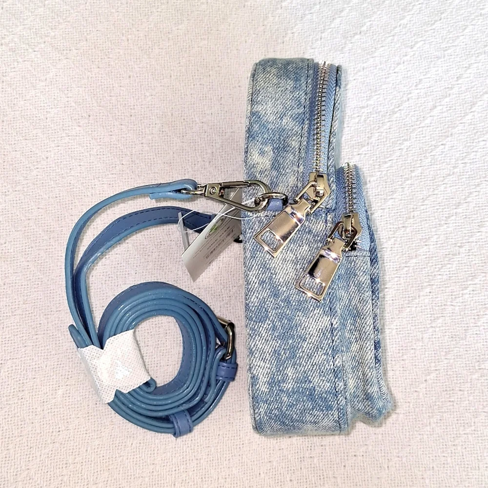 🌼 Crossbody denim girls purse/bag with embroidered flowers by No Boundaries - Picture 3 of 13